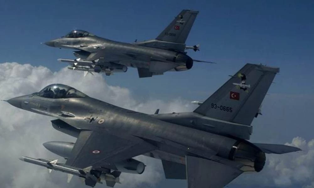 Αιγαίο: 11 νέες παραβιάσεις από τουρκικά αεροσκάφη